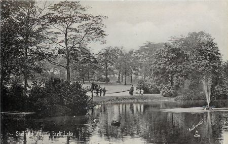 Weston Park c. 1905. https://tuckdbpostcards.org/items/101087 CC-BY