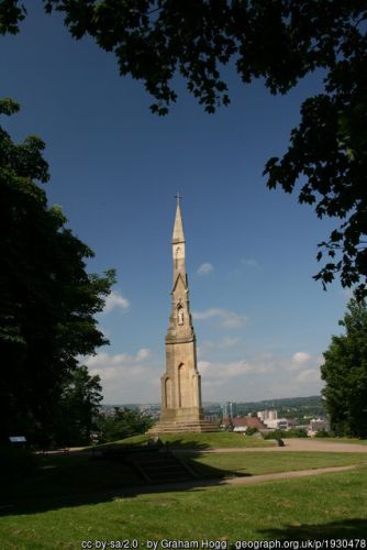 Monument grounds, Sheffield. Photo © Graham Hogg (cc-by-sa/2.0)