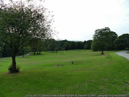 Bowling Park. Photo © Stephen Craven (cc-by-sa/2.0)