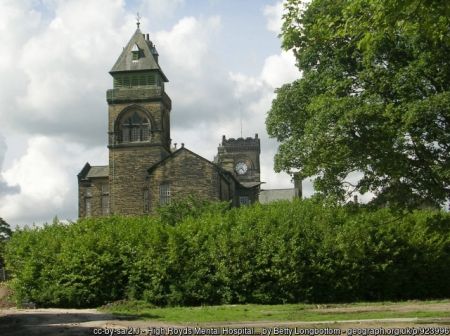 High Royds Hospital. Photo © Betty Longbottom (cc-by-sa/2.0)