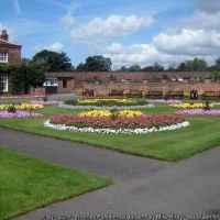 Thornes Park. Photo © Mike Kirby (cc-by-sa/2.0)