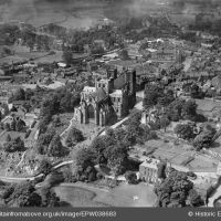 Ripon Cathedral and environs, 1932. https://www.britainfromabove.org.uk/image/EPW038683