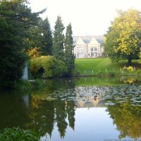 Kenwood Hall. https://www.geograph.org.uk/photo/2575133